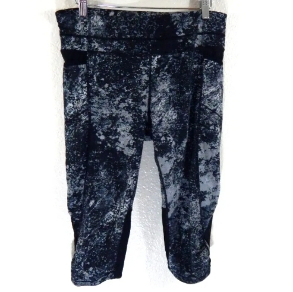 Athleta Be Free Knicker Splatter Leggings